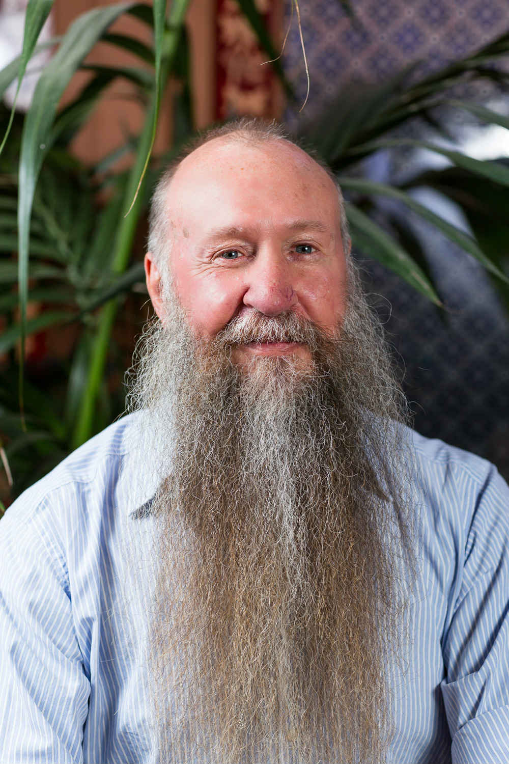 Emeritus Professor Alistar Robertson